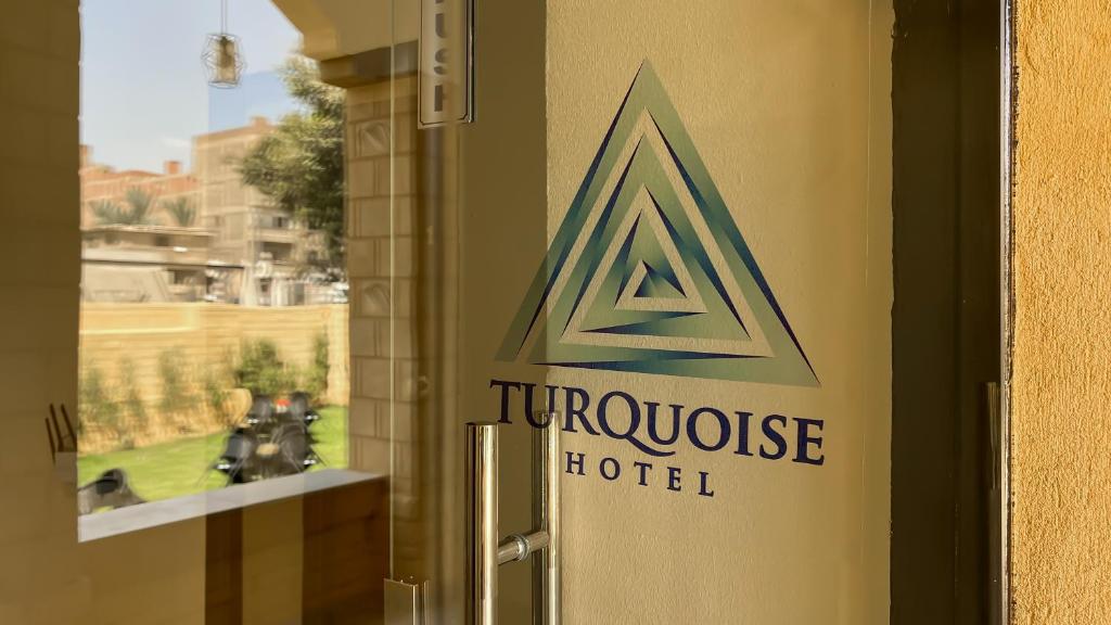 Certifikát, hodnocení, plakát nebo jiný dokument vystavený v ubytování Turquoise Pyramids Gate Hotel City Centre