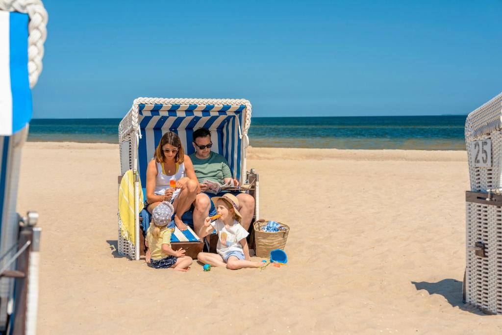 Hosté ubytování TUI SUNEO Kinderresort Ihr entspannter Familienurlaub mit Abenteuerspielplatz & der längsten Wasserrutsche im deutschen Teil der Insel Usedom