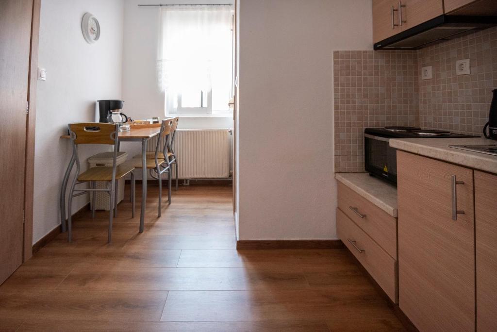 Kuchyň nebo kuchyňský kout v ubytování Filio's House