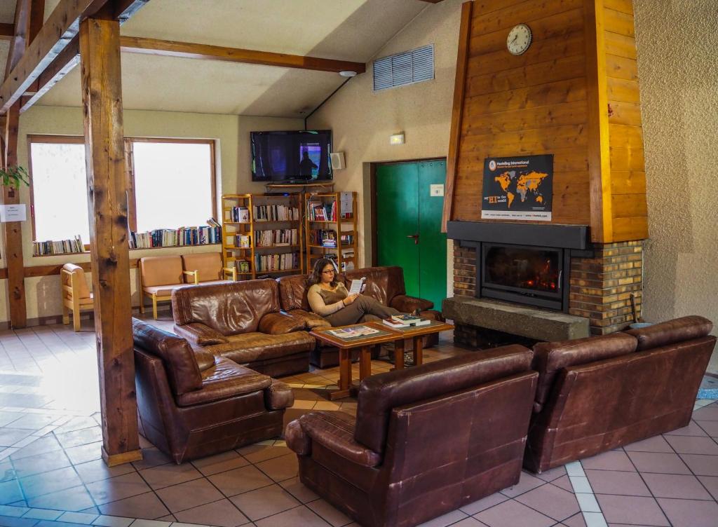 Posezení v ubytování Auberge de Jeunesse HI Chamonix
