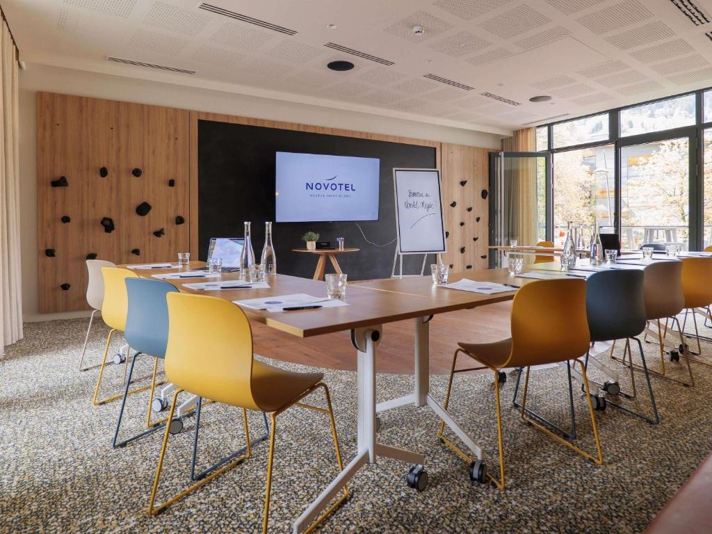 Бизнес-центр и/или конференц-зал в Novotel Megève Mont-Blanc