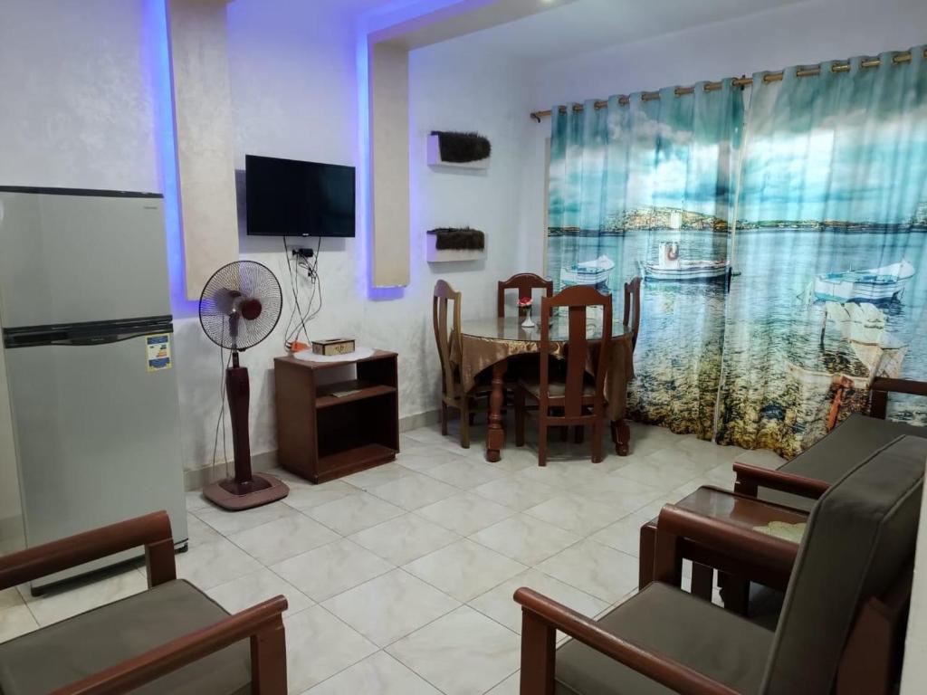 TV a/nebo společenská místnost v ubytování Ras El Bar Apartments Armed Forces