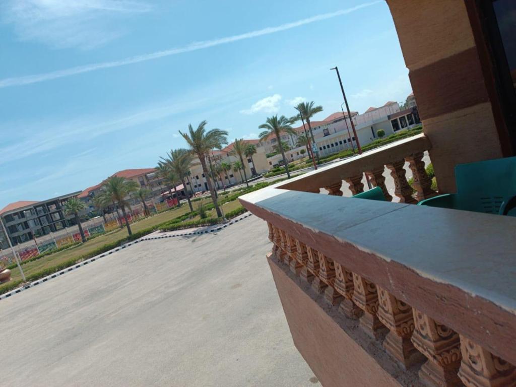 Balkón nebo terasa v ubytování Ras El Bar Apartments Armed Forces