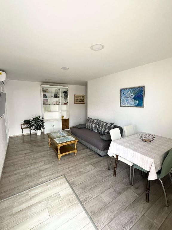 Posedenie v ubytovaní Apartman Adriatic Pavlinovic - Makarska