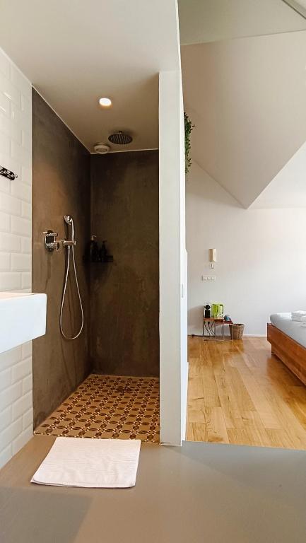 Koupelna v ubytování Loftsuite