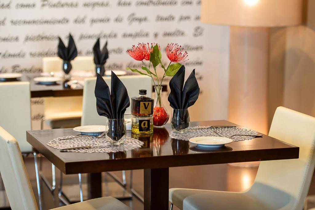 Hotel Diagonal Plaza - Resim 40