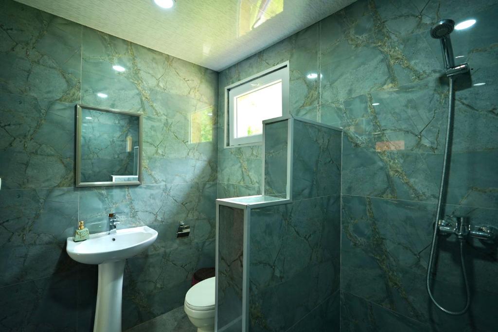Koupelna v ubytování Nahei Cottage Martvili