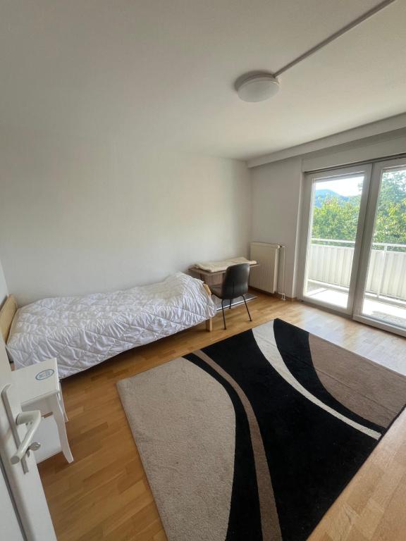 Monteurzimmer oder WG Zimmervermietung in traumhafter Lage - Habitación Individual