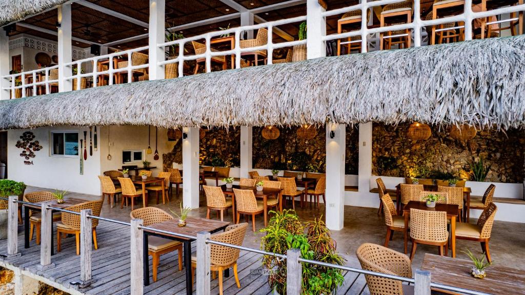 Restaurace v ubytování Pearl Bay Villas Private Resort