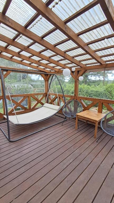 Balkón alebo terasa v ubytovaní Apartament Biały Domek