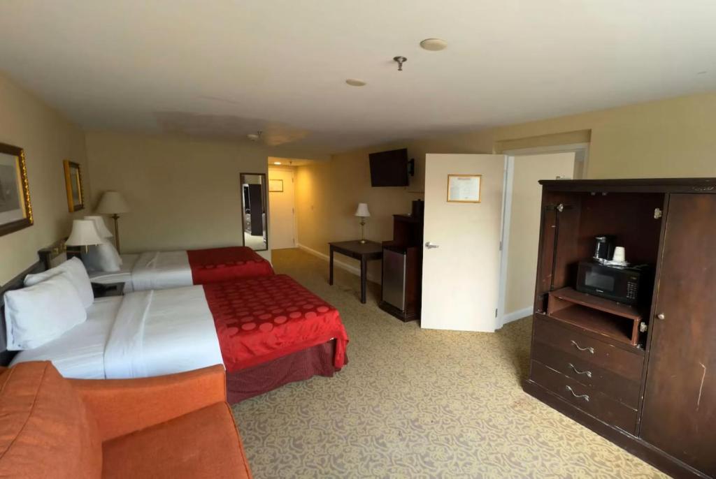 Postel nebo postele na pokoji v ubytování Hotel Royal Le Mount Near IGI Airport Delhi