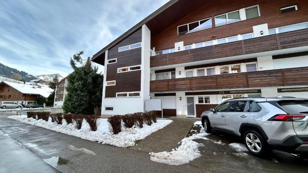 Swiss Alps Delight-Cozy High Style Luxurious Flat