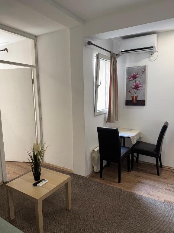 Posezení v ubytování Apartments and Rooms L E F T RIVER Belgrade
