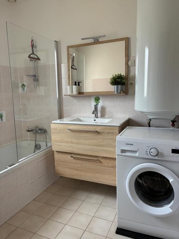 Koupelna v ubytování Gîte Maez 4 pers 29450 sizun