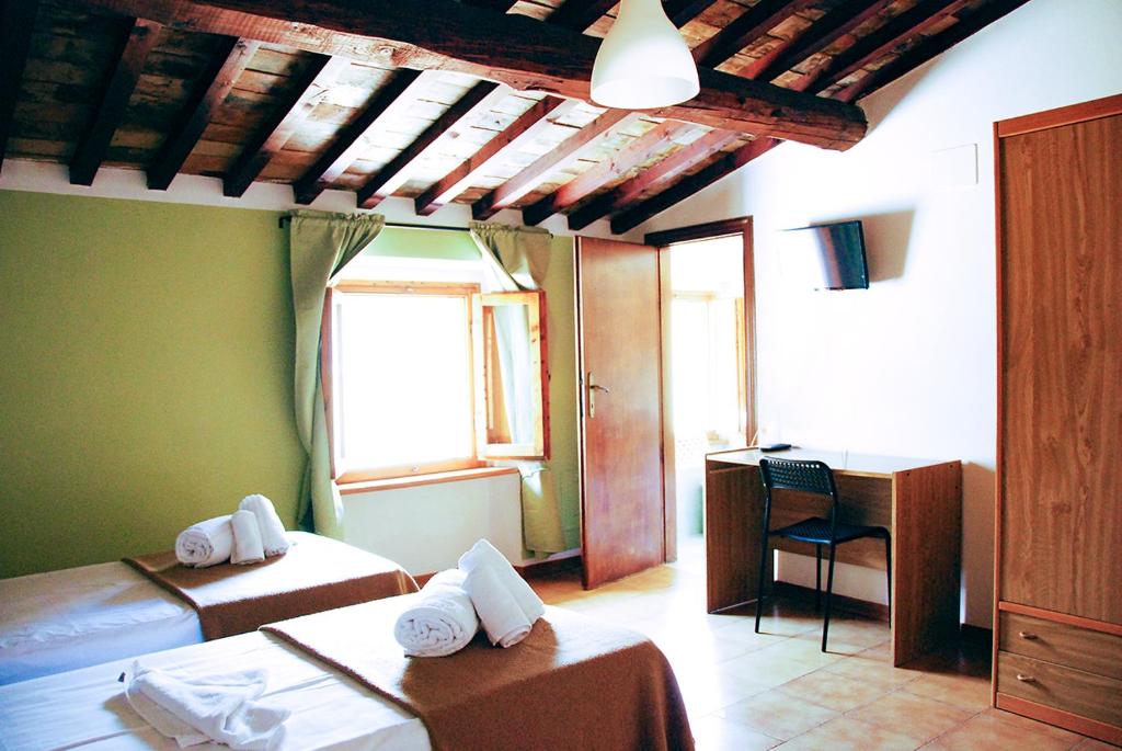 Hotel Gambassi - Double Or Twin Room With Private Bathroom