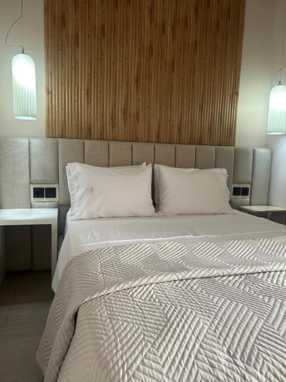 CROSS PLAZA, Stavros (updated prices 2025) - 10