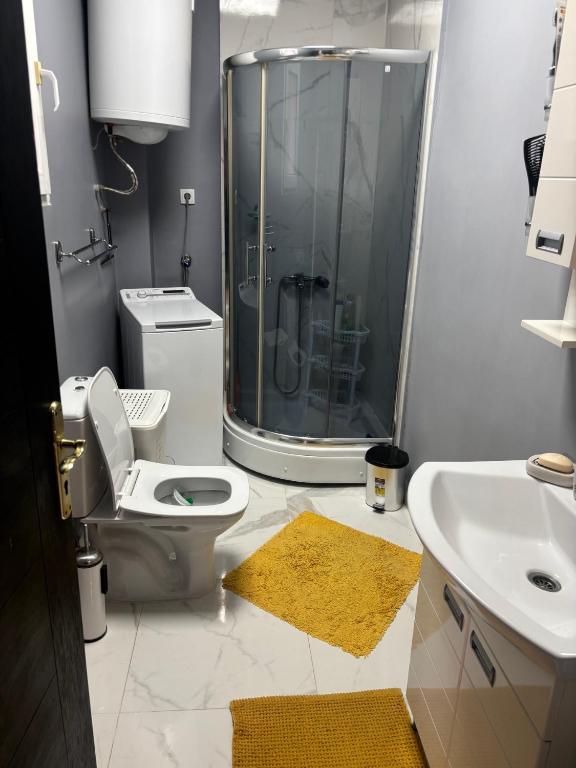 Koupelna v ubytování Apartmani Keka