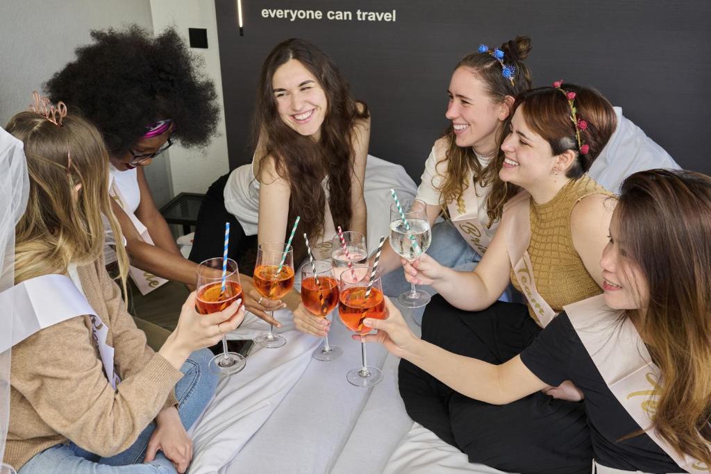 a&o Hamburg Reeperbahn - Resim 37