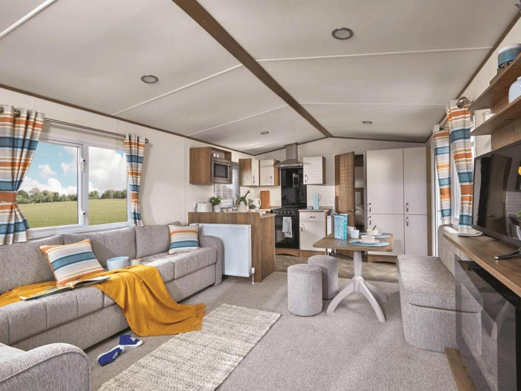 Η κουζίνα ή μικρή κουζίνα στο Heather View Ivy Caravan Pet 1