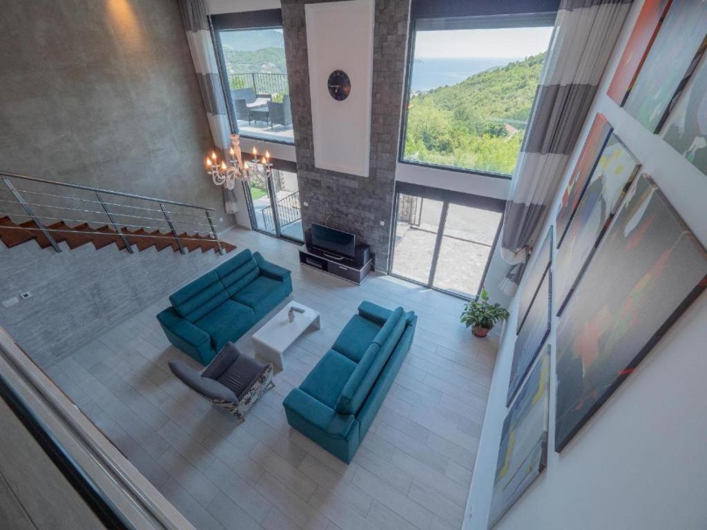 Prostor za sedenje u objektu Seaview Villa with pool-Vanja