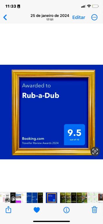 a picture of a gold frame on a website at Rub-a-Dub in Santos