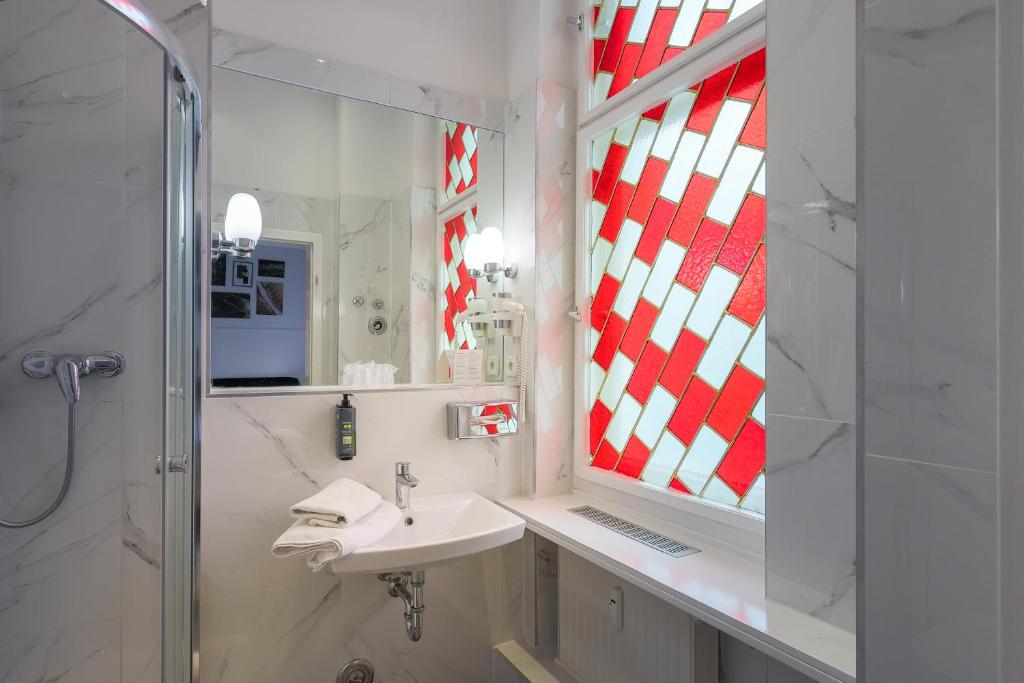Koupelna v ubytování Hotel Augusta Am Kurfürstendamm