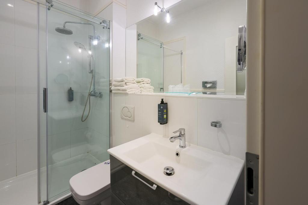 Hotel Augusta Am Kurfürstendamm - Resim 43