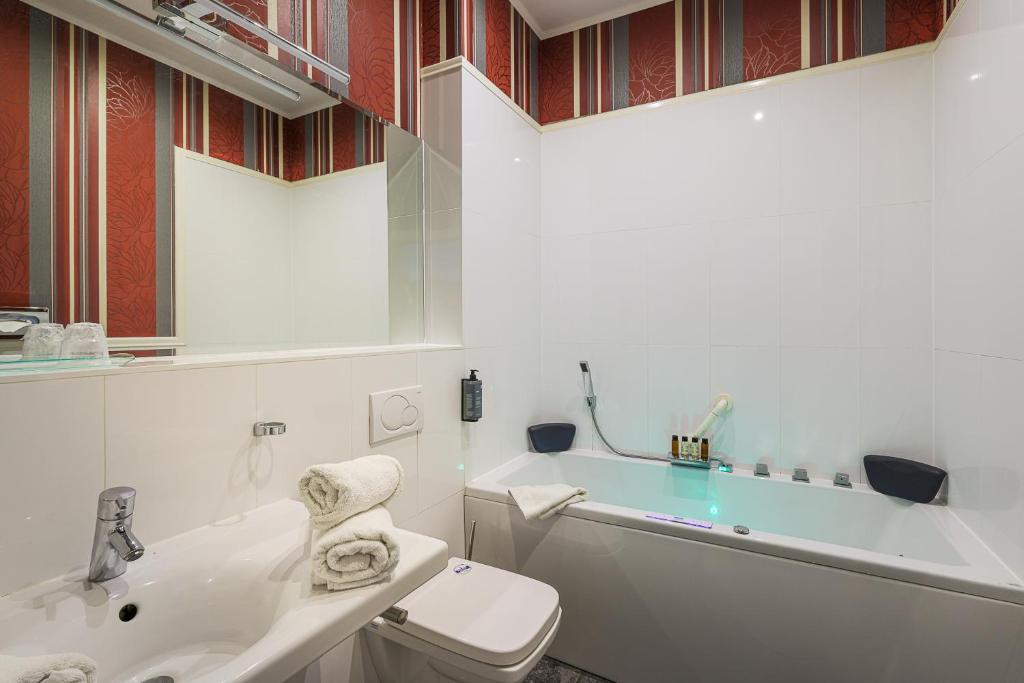 Hotel Augusta Am Kurfürstendamm - Resim 45