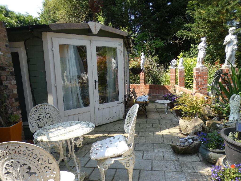 The Bridge Street Historic Guest House 5