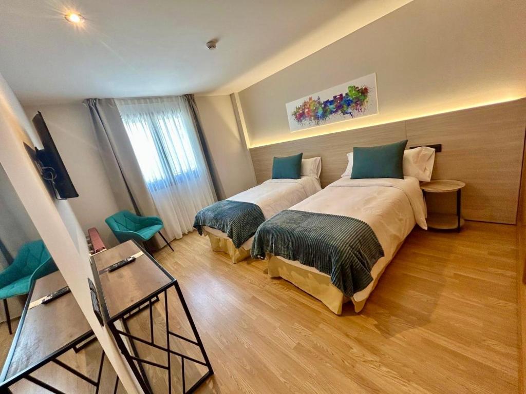 Hotel Ávila Diró - 14