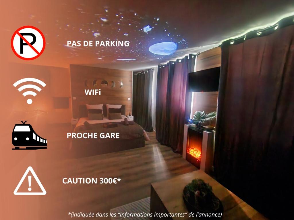 une chambre avec un lit et une cheminée dans l'établissement L'instant Plaisir - Suite Bien Etre, à Caen