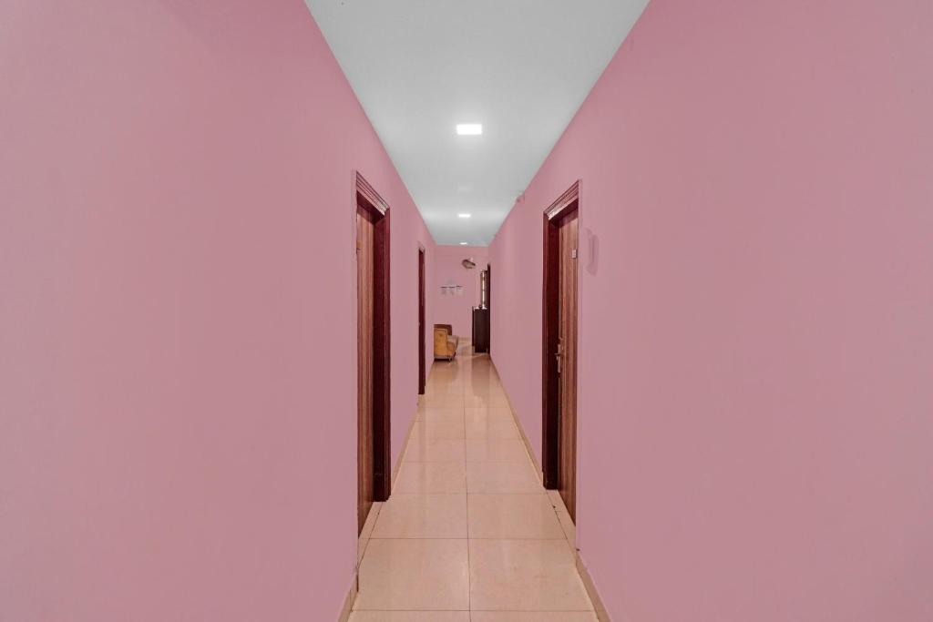 Fotografie z fotogalerie ubytování Hotel O Cherry Inn v Novém Dillí