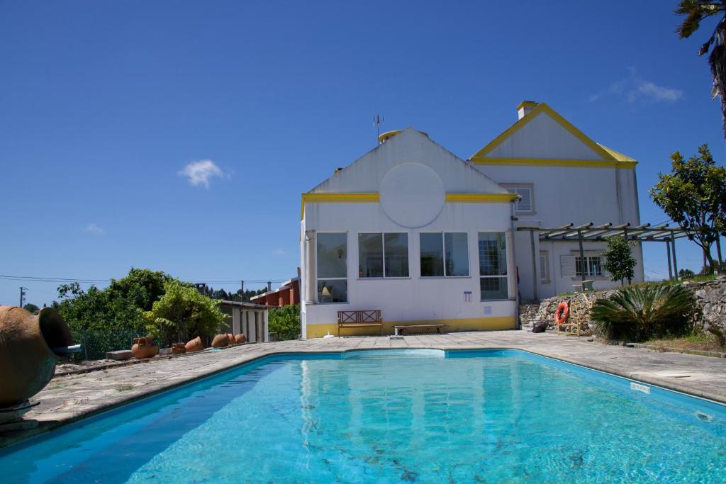 Swimmingpoolen hos eller tæt på Casa do Sol Wellness Homestay