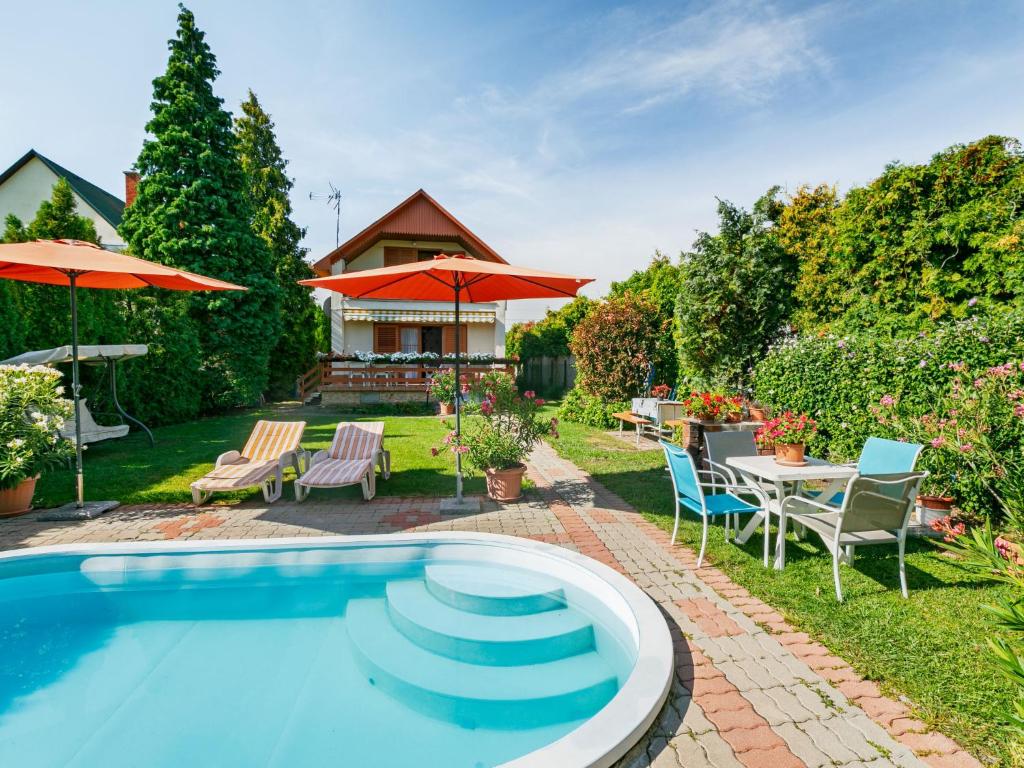 Bazén v ubytování Holiday Home Flamingo by Interhome nebo v jeho okolí