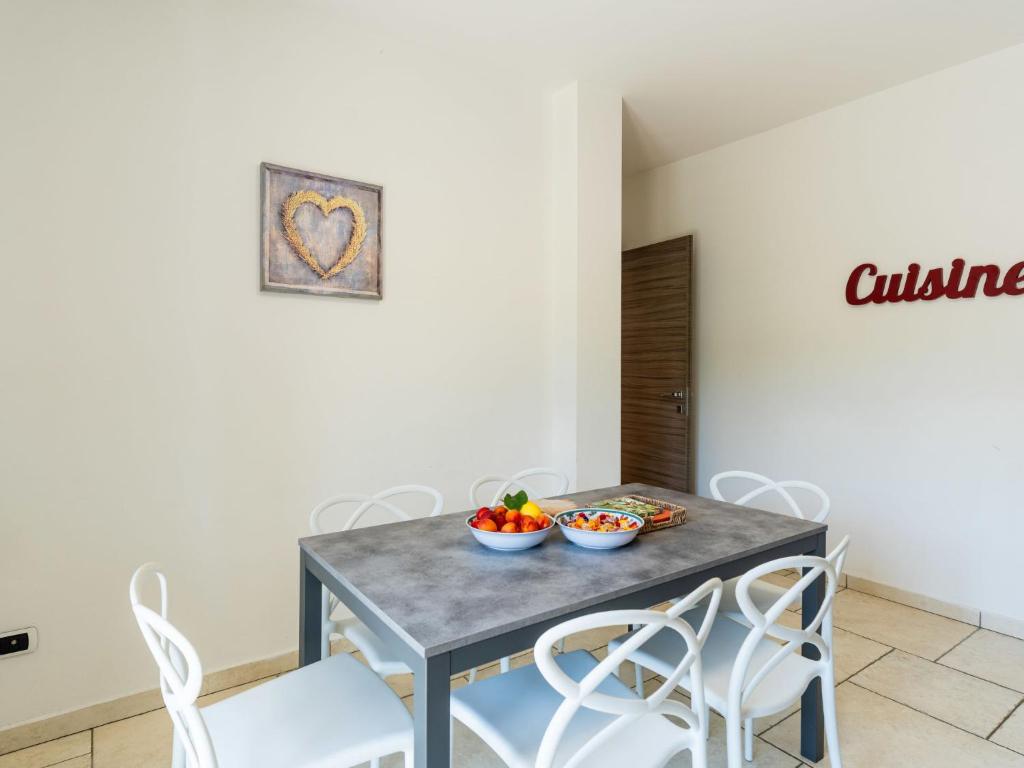 Zdjęcie z galerii obiektu Apartment Casa Mimosa by Interhome w mieście Pontedassio
