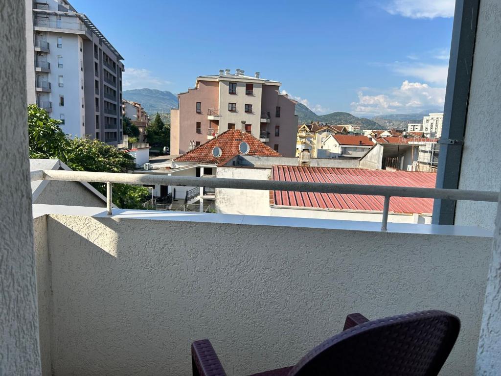 Nespecifikovaný výhled na hory nebo výhled na hory při pohledu z apartmánu