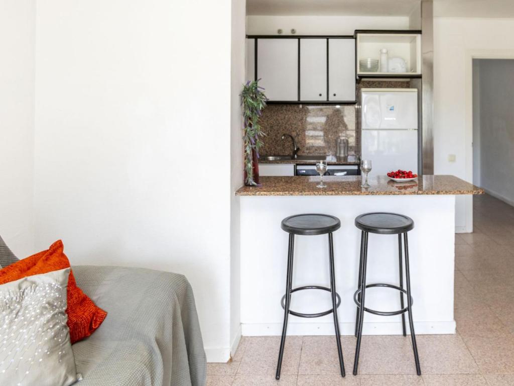 Kuchyňa alebo kuchynka v ubytovaní Apartment Riviera Park J 52 by Interhome