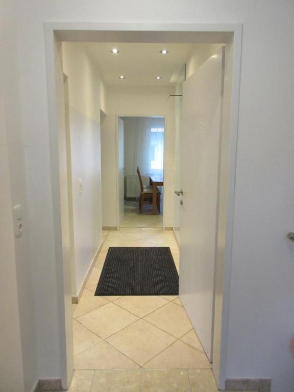 Home Apartments - 18