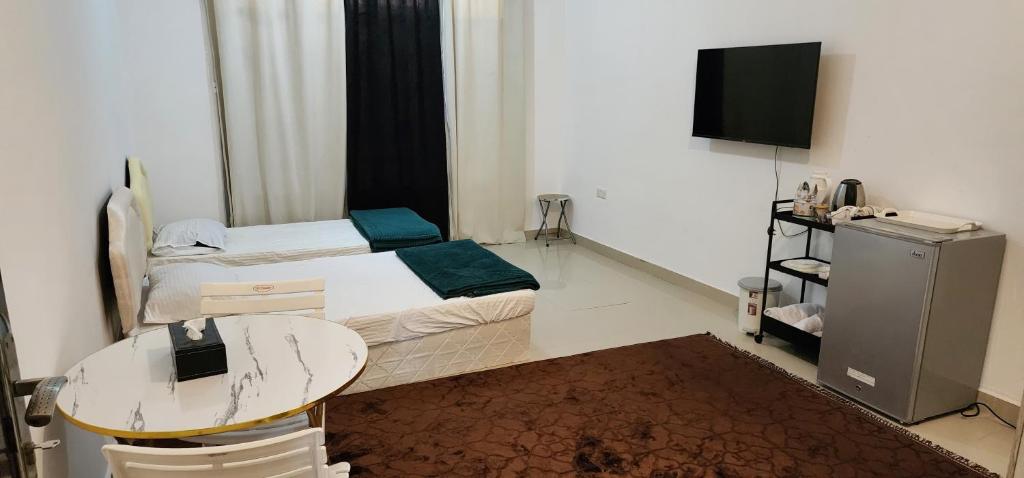 Muscat Airport Guesthouse All Private Ensuite Rooms