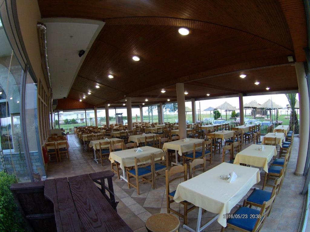 Restaurace v ubytování Hotel Akrogiali