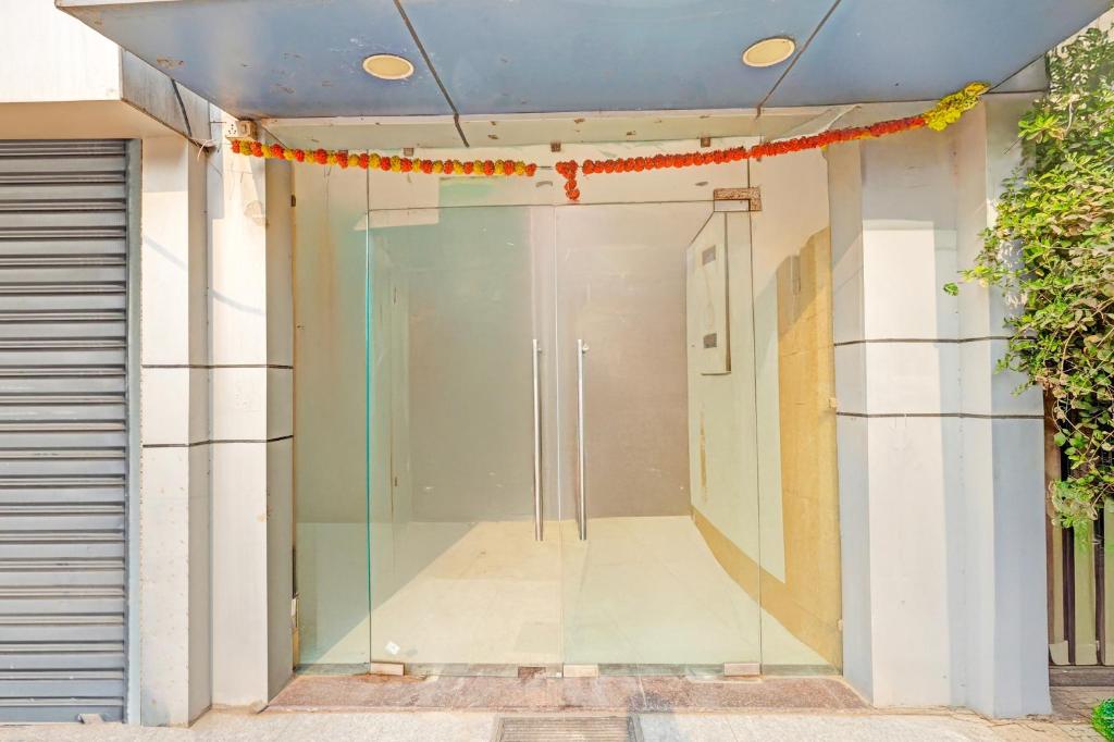 Fotografie z fotogalerie ubytování Super Hotel O Kanode Gate Formerly Hotel Dhruv v destinaci Rewāri