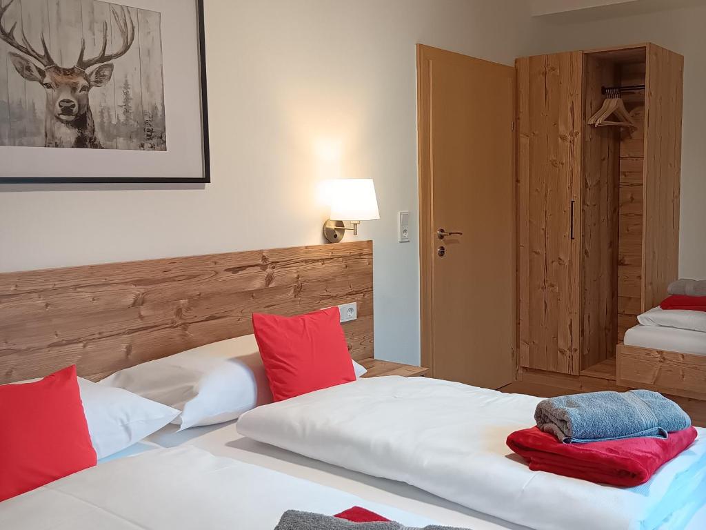 Haus Huber Zimmer und Apartments - 5