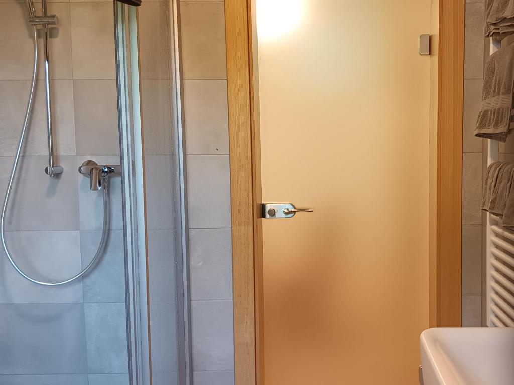 Haus Huber Zimmer und Apartments - 1