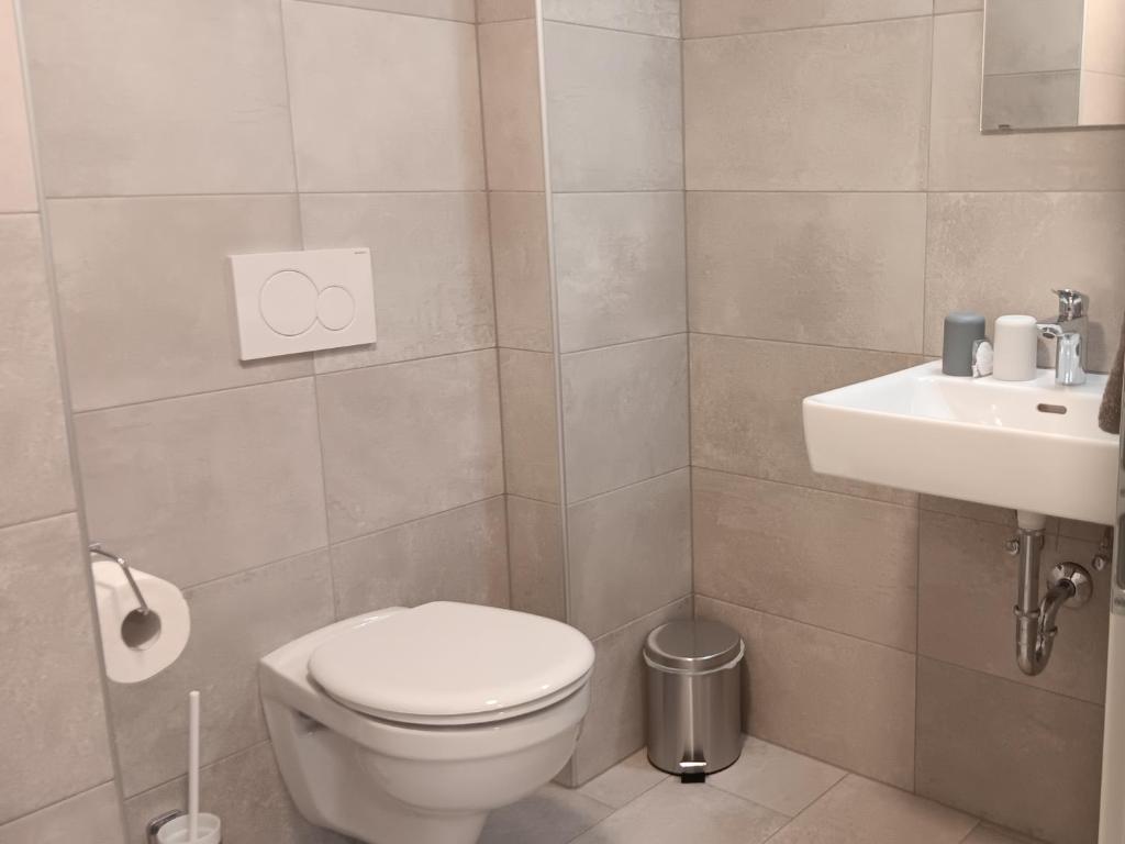 Haus Huber Zimmer und Apartments - 11