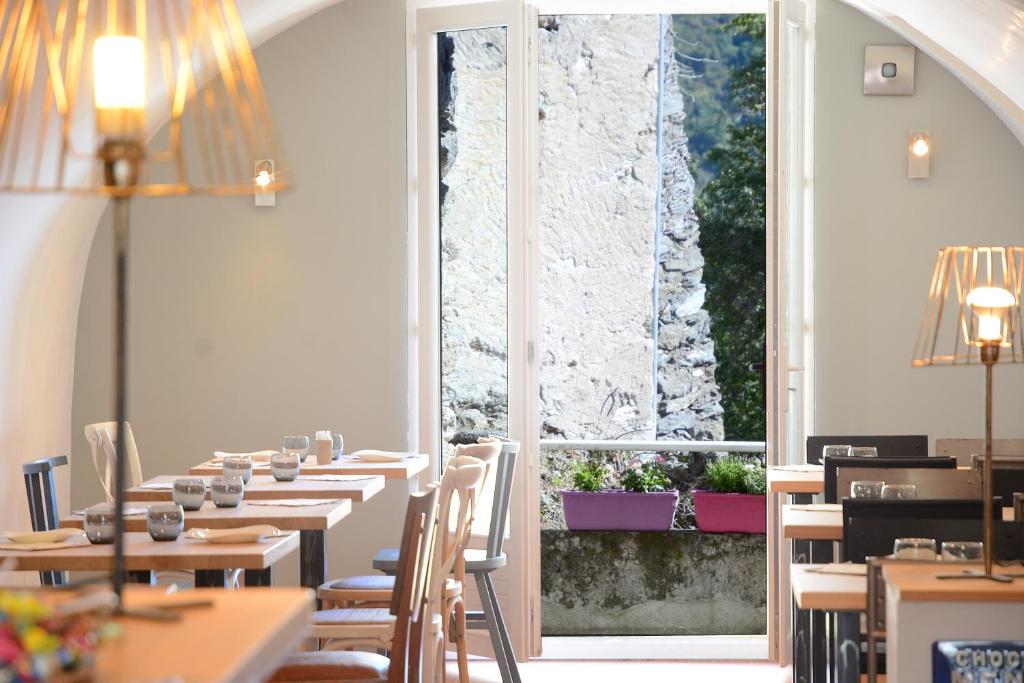 Posezení v ubytování Hôtel U Frascone