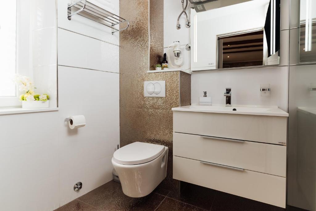 Old town Villa TROGIR STARS with free parking - Error