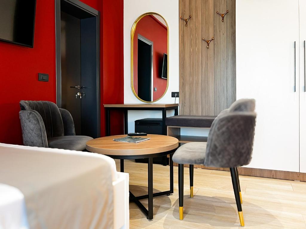 Posezení v ubytování Jata Crown Hotel
