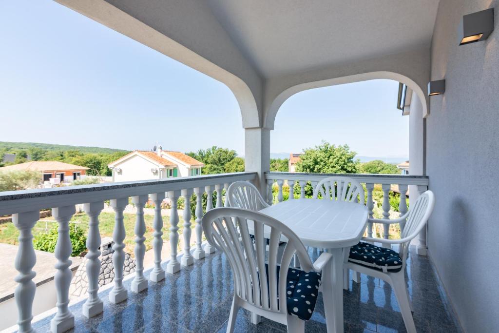 Balkón nebo terasa v ubytování Mitros Apartment