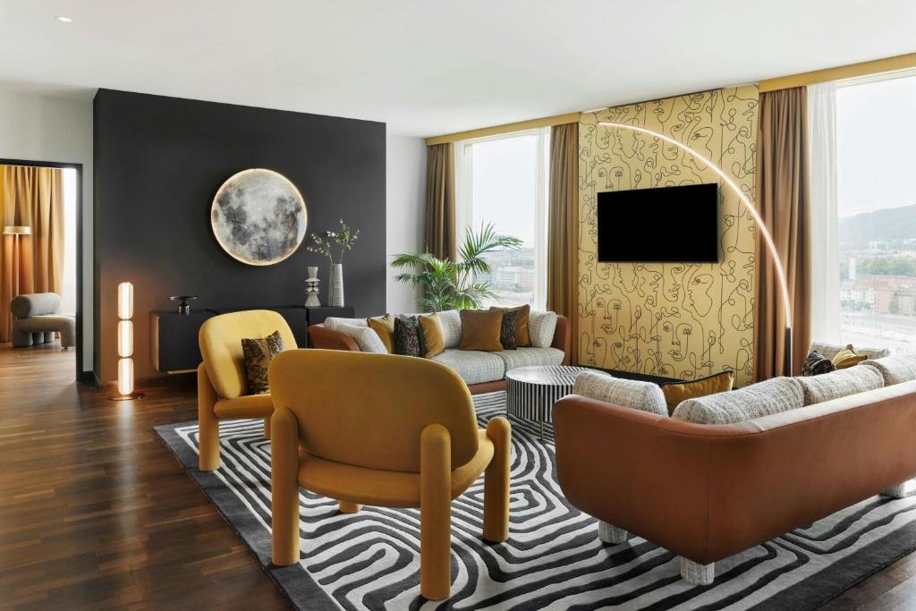 Renaissance Zurich Tower Hotel - Resim 19