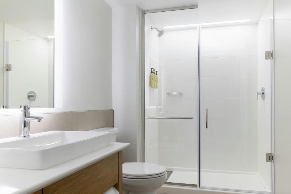 Ein Badezimmer in der Unterkunft Element Las Vegas Airport